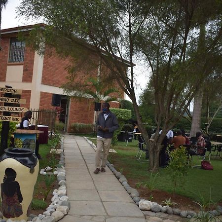 Acacia Hotel Mbarara Nyamitanga Exterior photo